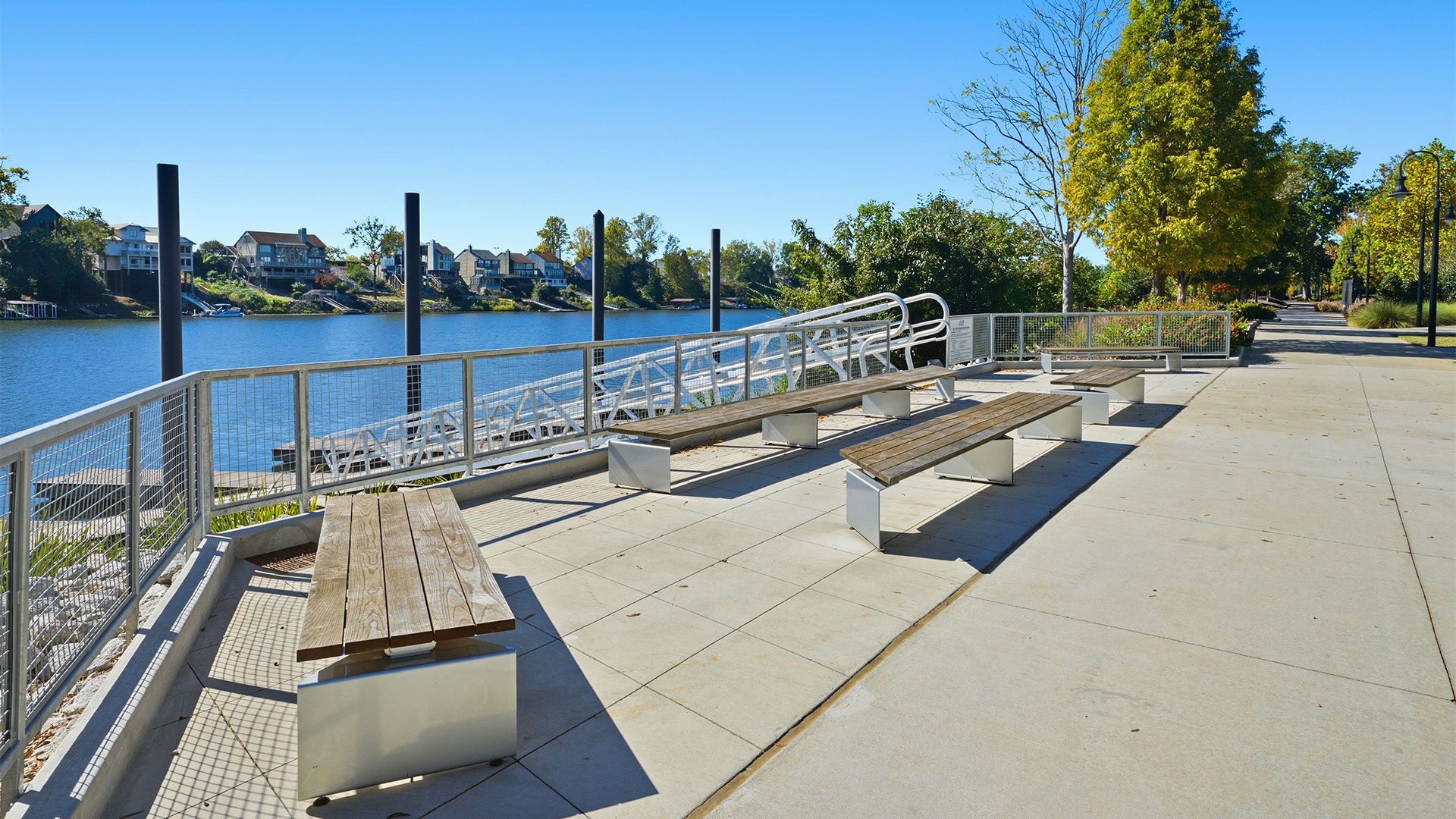 Body full width photo